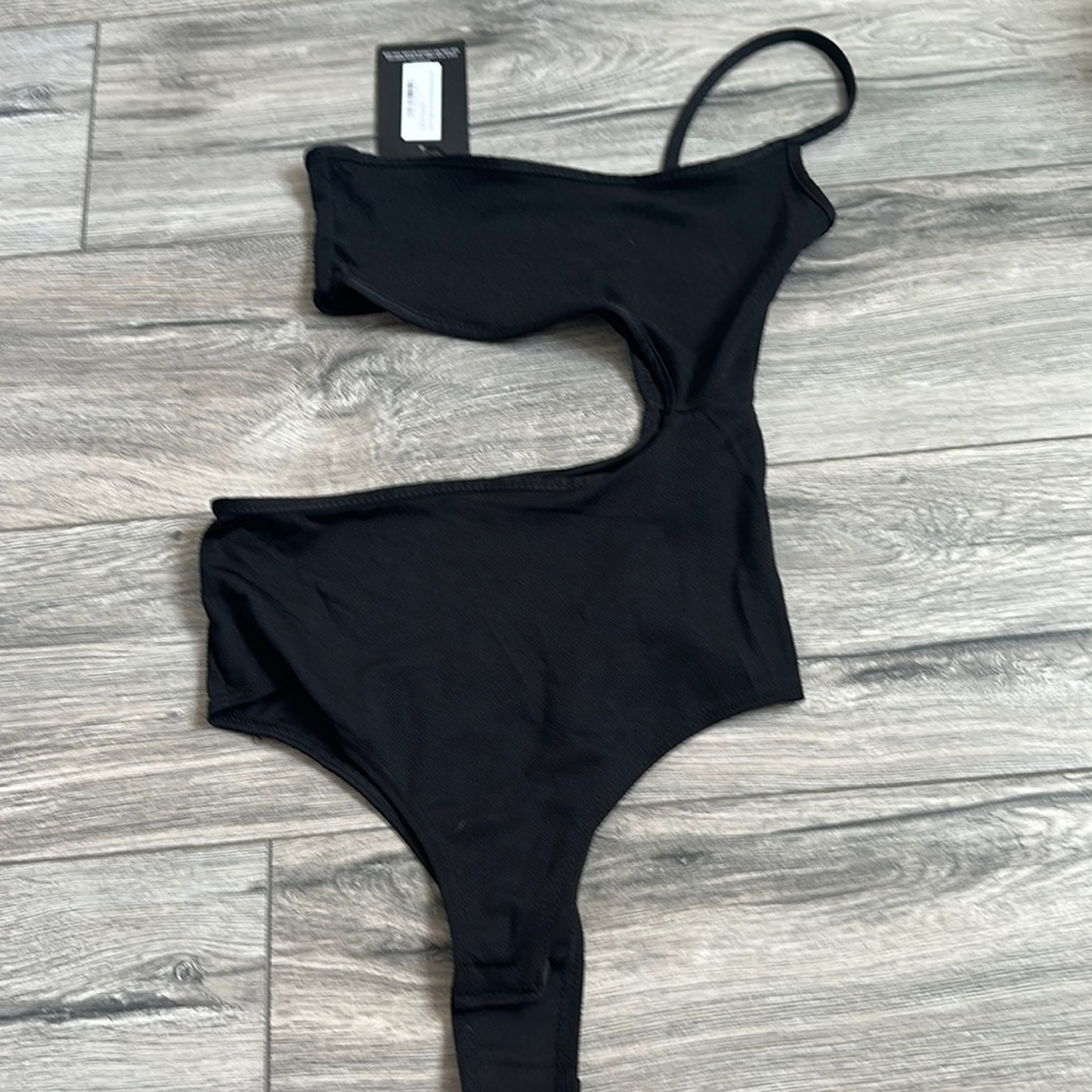 PRETTYLITTLETHING body suit